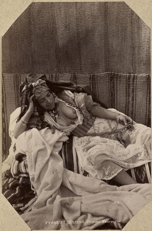 Types algériens. Femme mauresque (Photo rare)