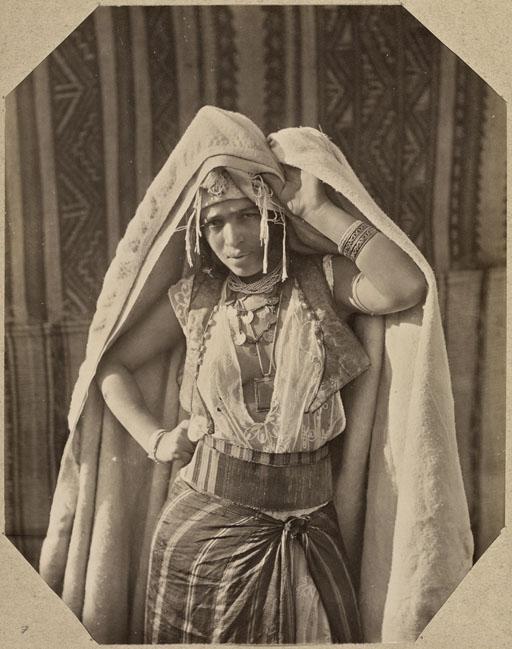 Types algériens. Femme mauresque (Photo rare)