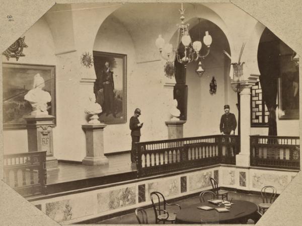 Le cercle militaire (Photo rare)