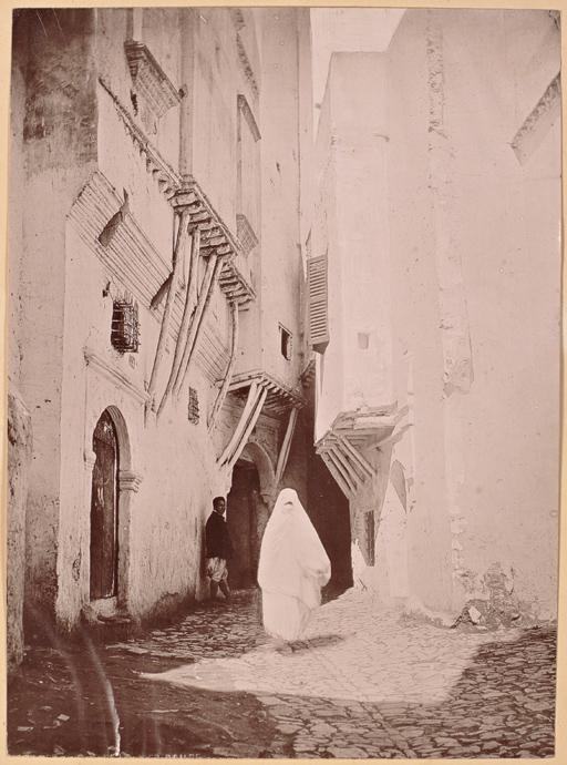 [Alger. La Casbah.] Rue de la mer Rouge (Photo rare)