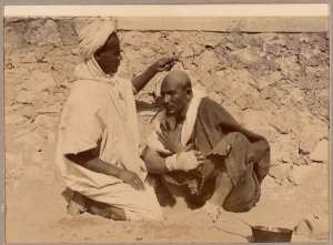 Le figaro saharien [blessé après le combat d'In Salah ou d'in Rhar ? ] (Photo rare)