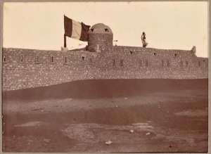 Le factionnaire de Fort-Inifel (Photo rare)