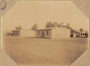Djenan-ed-Dar. Cercle des officiers en construction (Photo rare)