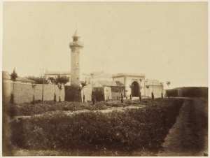 Porte et minaret de Médéah (Photo rare)