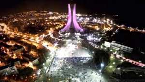 الجزائر ليلا كما لم ترها من قبل