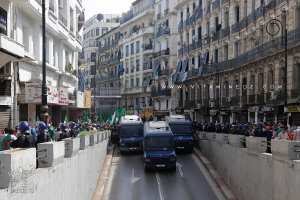 #Hirak : Le blocage et l'asphyxie des grandes artères de la capitale par la Police