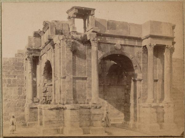 Arc de triomphe à Tebessa (Photo rare)