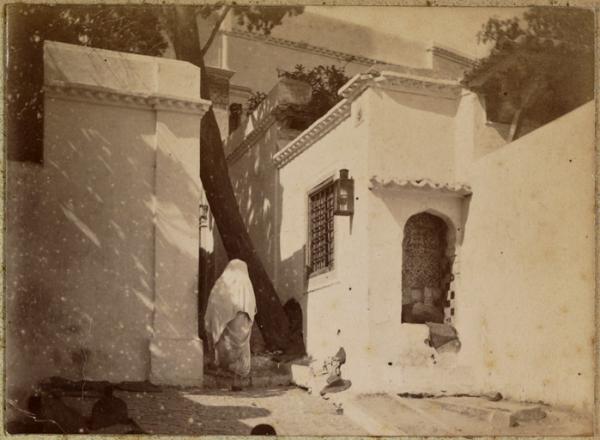 Cimetière de la mosquée [Sidi] Abd-er-Rhamane (Photo rare)