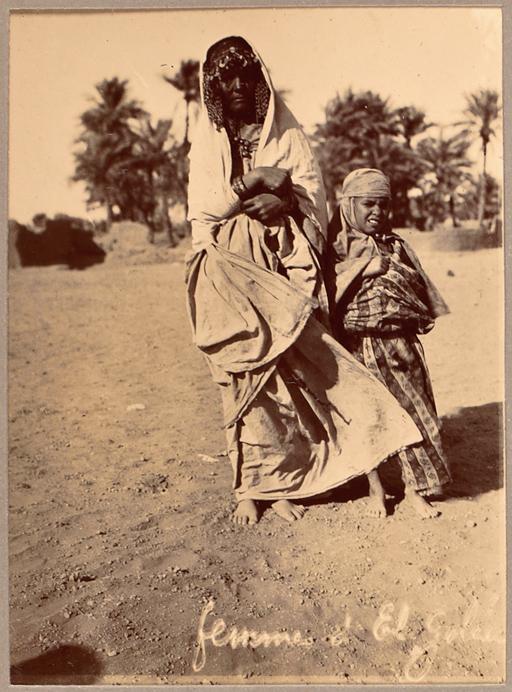 Femme à El Goléa (Photo rare)