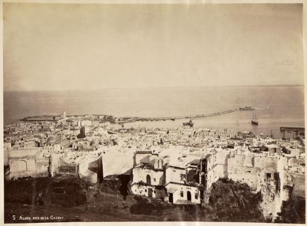 Alger pris de la Casbah (Photo rare)