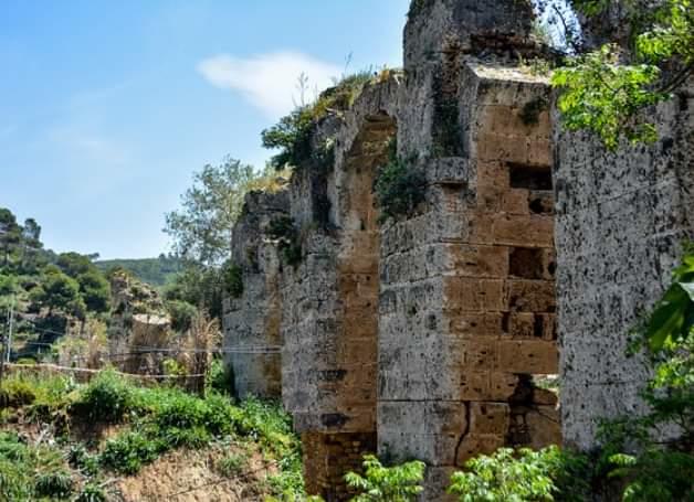 Aqueduc de Oued El-Bellaa... !