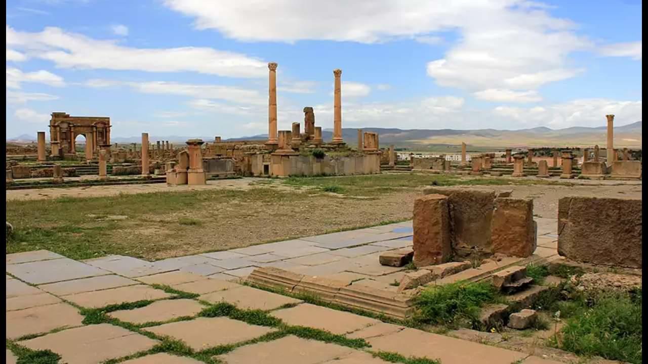 Bonjour de #Timgad... !
