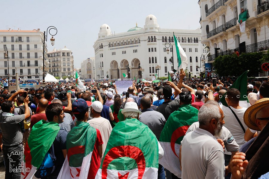 La grande poste fermée aux manifestants venus nombreux ce 05 Juillet 2019