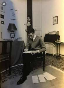 Yves Saint Laurent :  Notre monde à l’époque était Oran et non Paris. Ni Alger ...