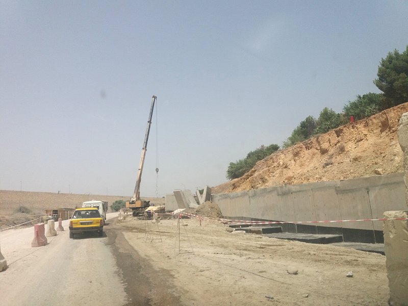 Travaux de route à Hammam Boughrara par la SEROR