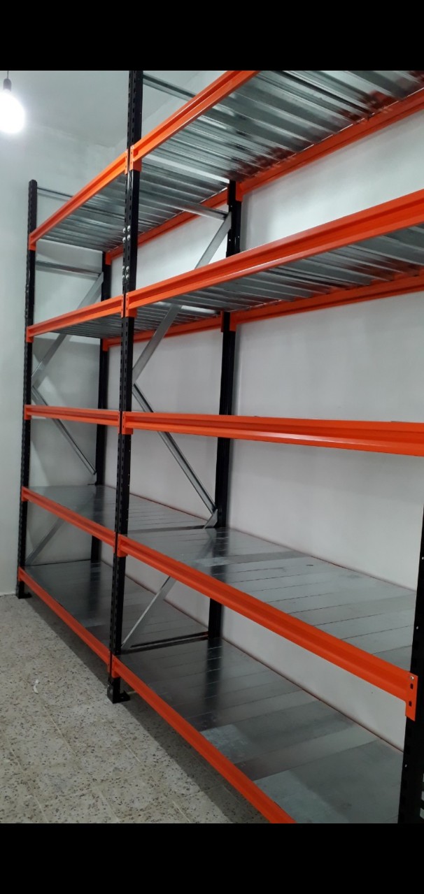 Industrie. Fabrication. Construction & Travaux de menuiserie métallique