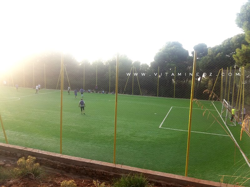 Stade installé au petit perdreaux au milieu des pinèdes