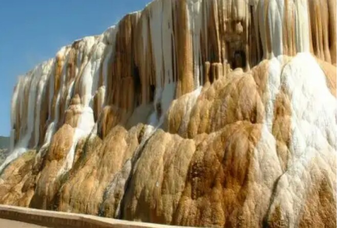 حمام النبائل في ولاية قالمة