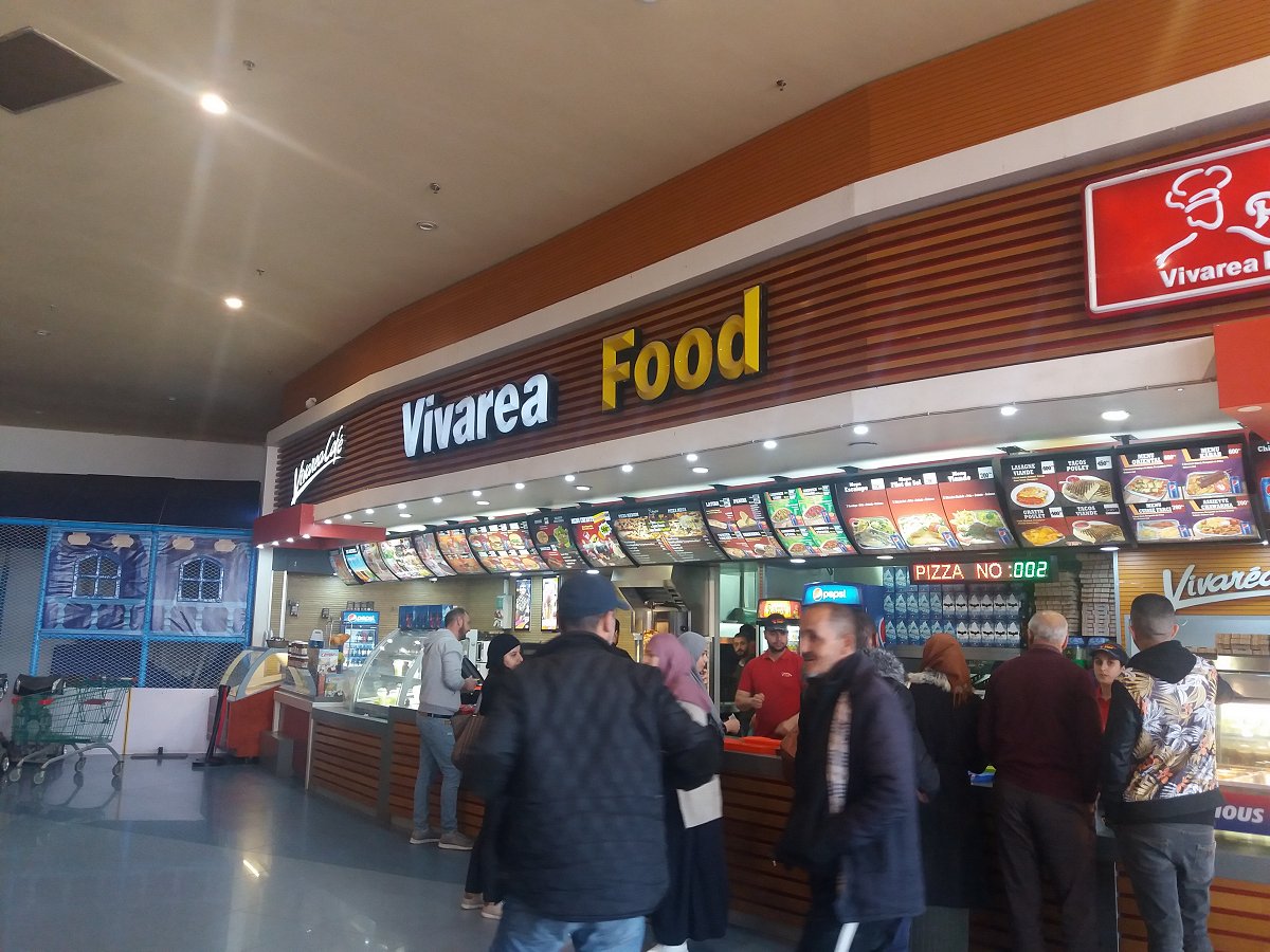 Vivarea Food chez Ardis Alger, un restaurant attrape nigauds