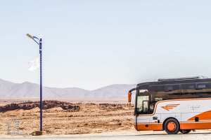 Les Cars - Bus TV interwilayas (ici faisant un arrêt à Chellala)