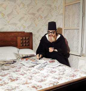 Photo rare de Messali Hadj, probablement en France