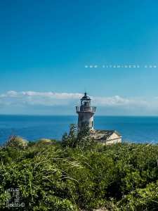 Phare Ras Takouche en 2005, avant sa défiguration.