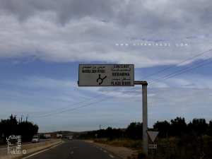 Route de Bab El assa vers Marsa Benmhidi passant par Boukanoune