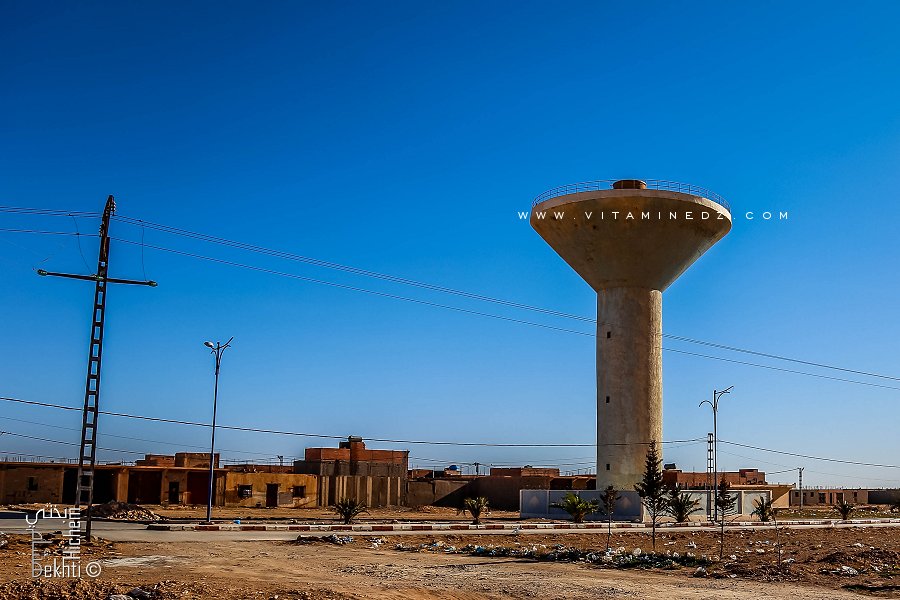 Chateau d'eau à Mekmen Ben Ammar (W. Naama)