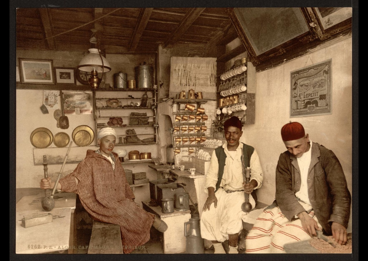 Café maure. Alger (Algérie)