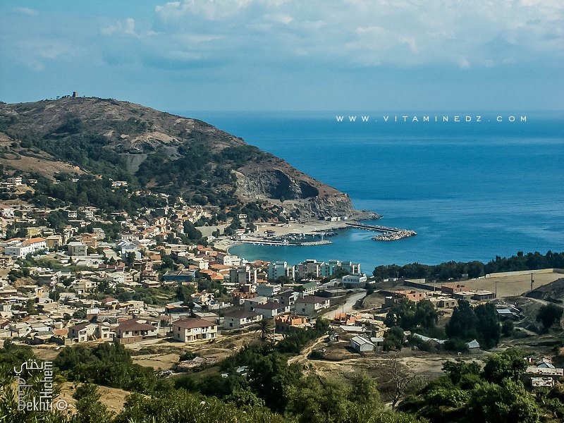 Chetaïbi est un petit port de pêche situé à environ 70 Km à l'ouest d'Annaba.