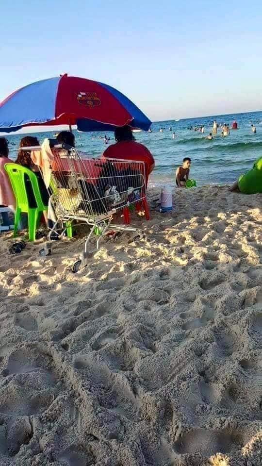 Du supermarché direction la plage