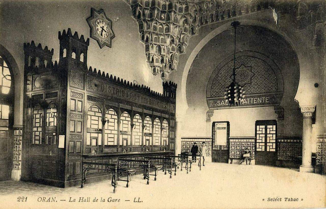 Photo ancienne de la Gare d'Oran, vue de l'intérieur