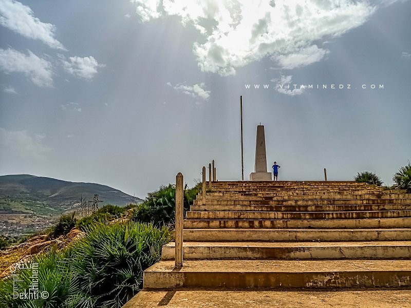 Monument aux morts au lieu dit Col du Juif ou 3agbet el yhoudi