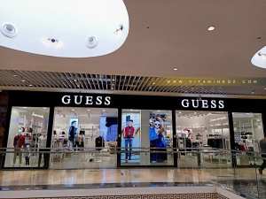 Magasin GUESS au Centre commercial Es Senia Oran