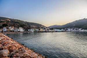 Vue de la plage de Sidna Youchaa à partir de la digue du nouveau port de pêche