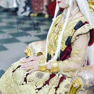 Les bijoux de côté est