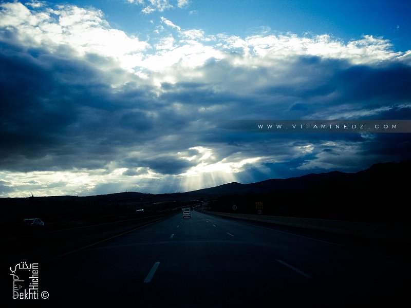 Jolis nuages sur l'autoroute Est-Ouest