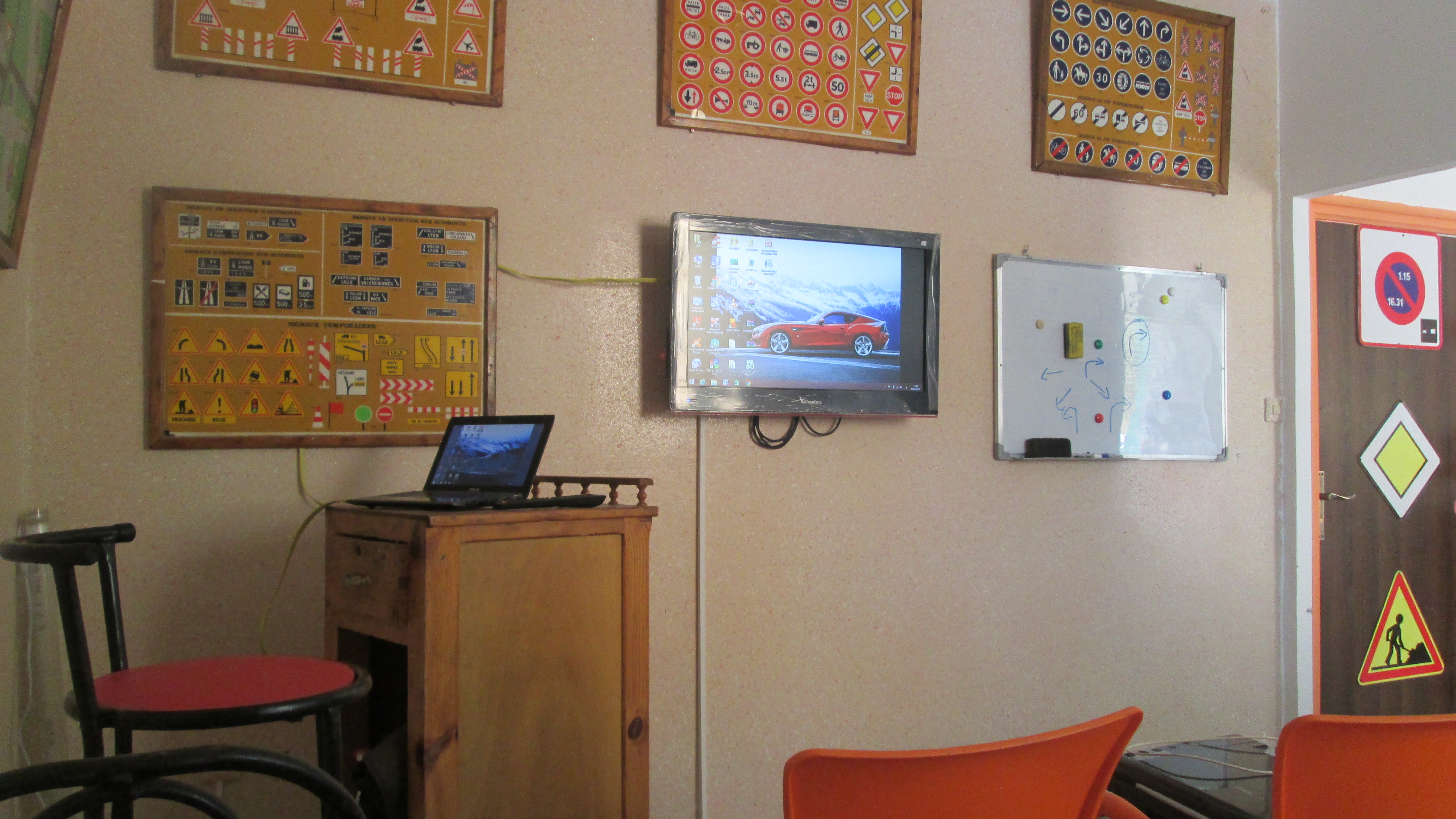 المجد لتعليم السياقة