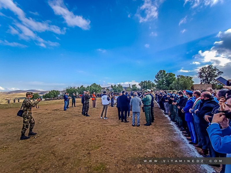 Obsèques de Mohamed amine El wafi à Ouled Mimoun victime dans un crash d'hélicoptère appartenant aux forces navales sur la côte de la ville de Tipaza