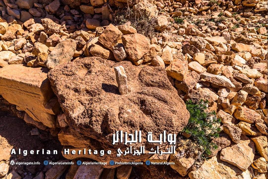 الساعة الشمسية الرومانية بعمورة الجلفة