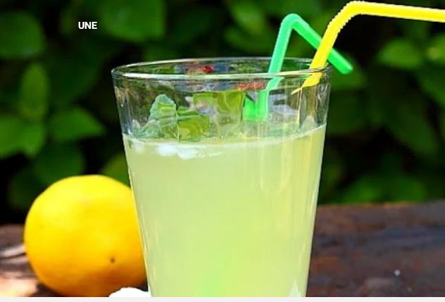 “Cherbet”, une boisson de Blida : Une place privilégiée sur la meïda du ftour.