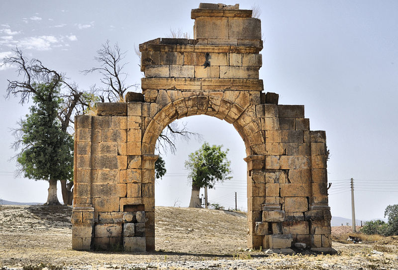 Batna- Arc de triomphe de Markouna
