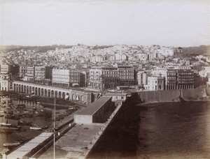 Vue de la jetée et du port d'Alger vers 1898