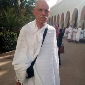 حمودي عزيزي الرجل المخلص في البقاع المقدسة.