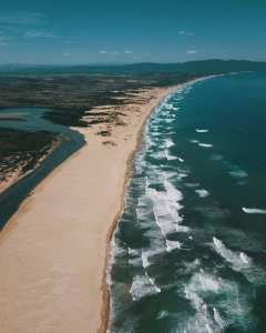 من أطول سواحل الجزائر شاطئ الرميلة ولاية سكيكدة