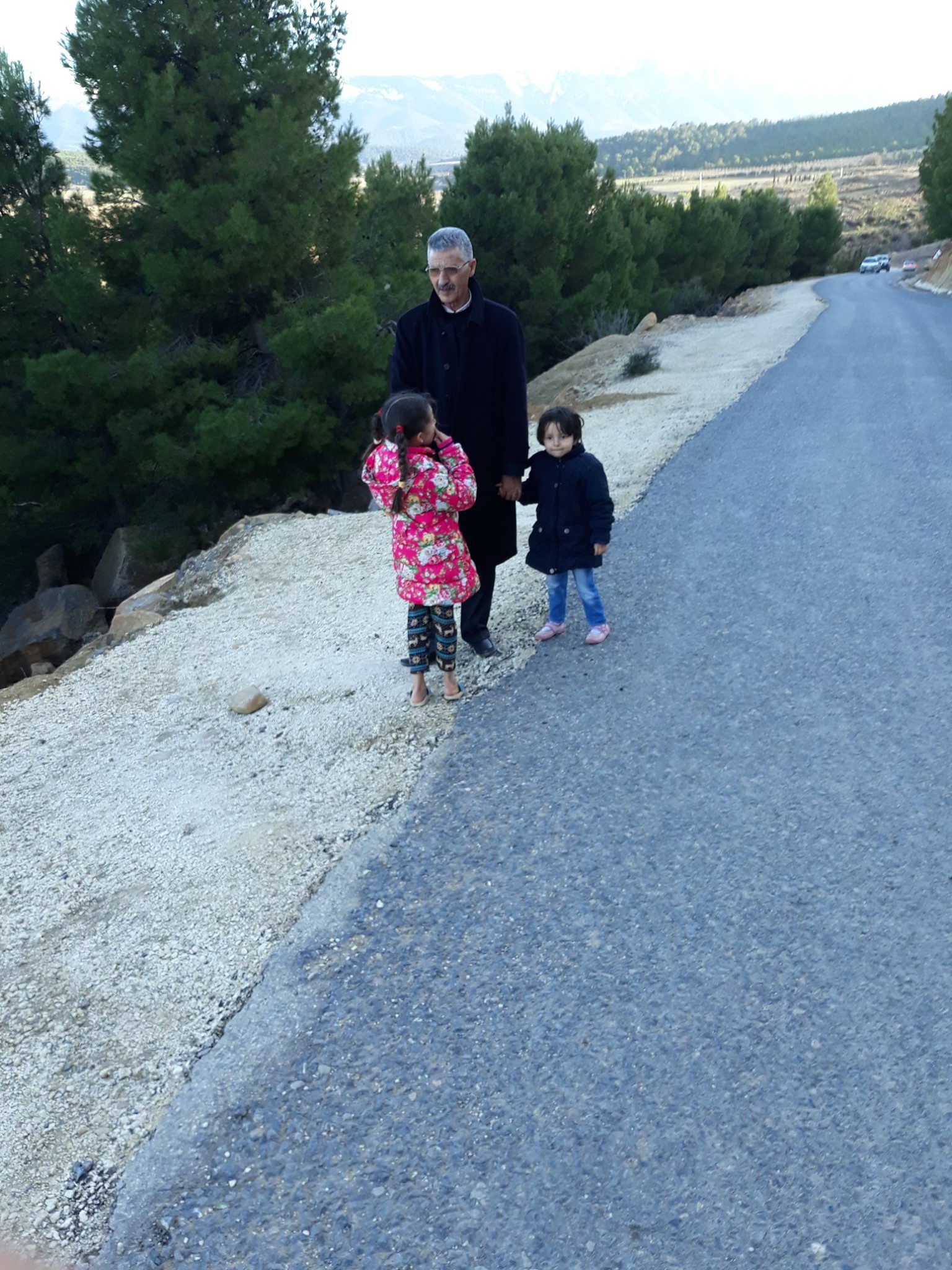 احفادنا في حاجة لنا