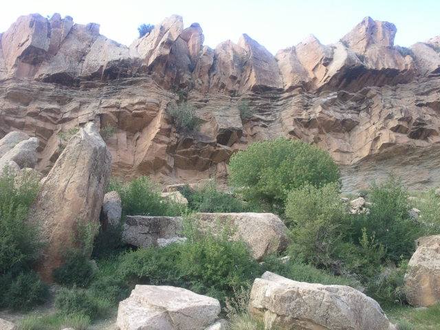 شليا بلدية يابوس في فصل الربيع.