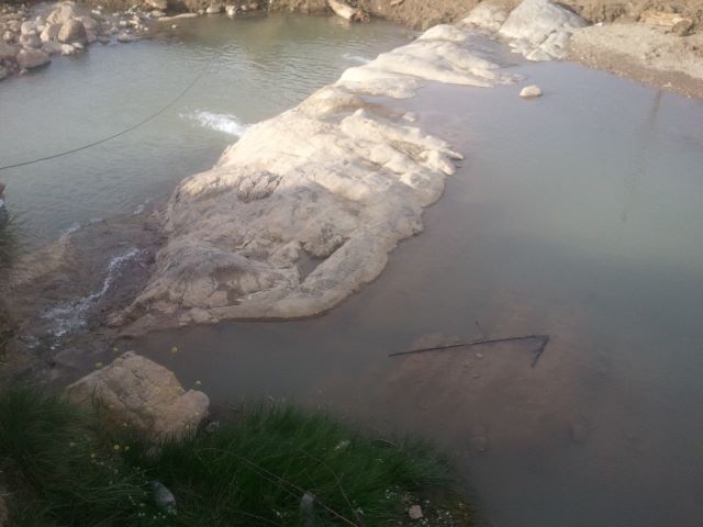 شليا بلدية يابوس في فصل الربيع.