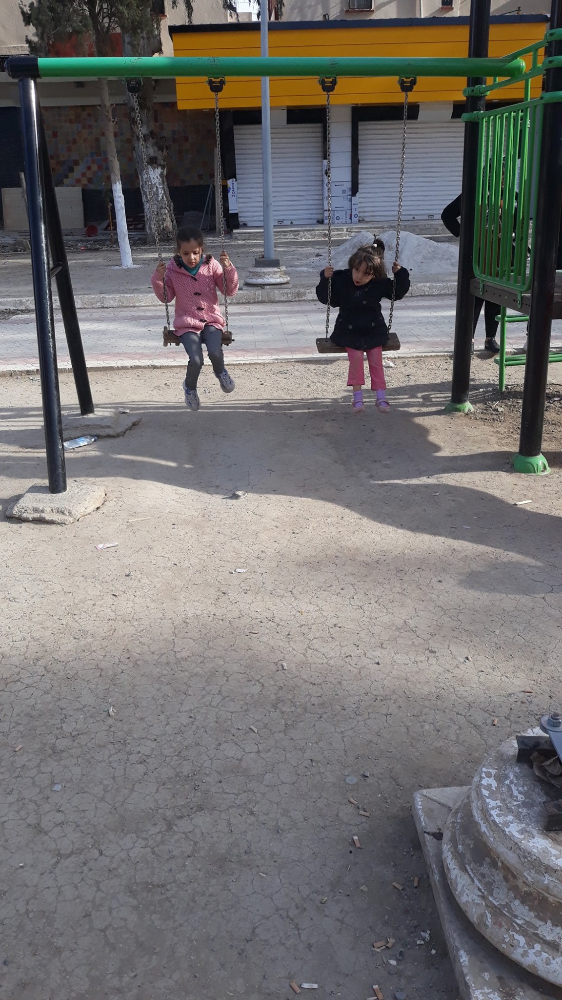 اجمل فترة حياة الانسان هي الطفولة الاولى.