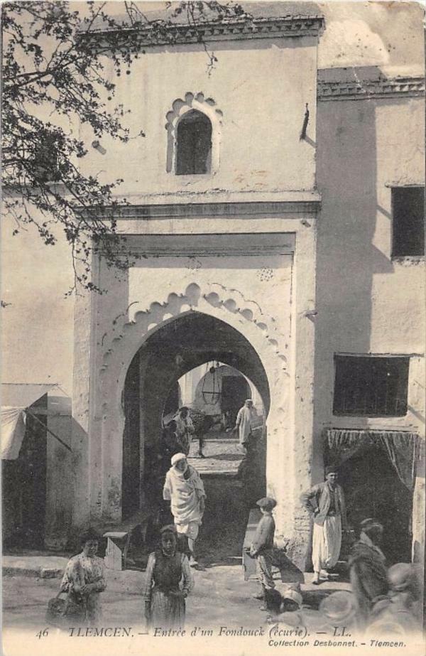 TLEMCEN ENTREE D'UN FONDOUCK ECURIE